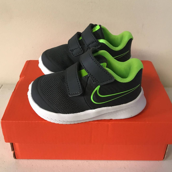 Nike Kids Star Runner 2 TDV Sneaker, Size 4C, Gray - Picture 3 of 7